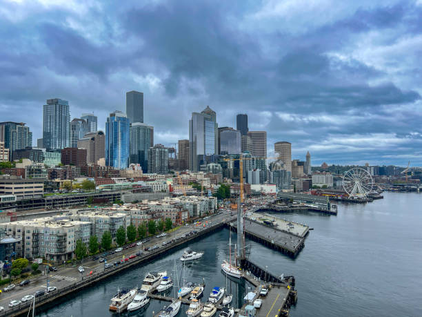 istock Seattle Waterfront Skyline with Ferris Wheel and Marina 2204214876