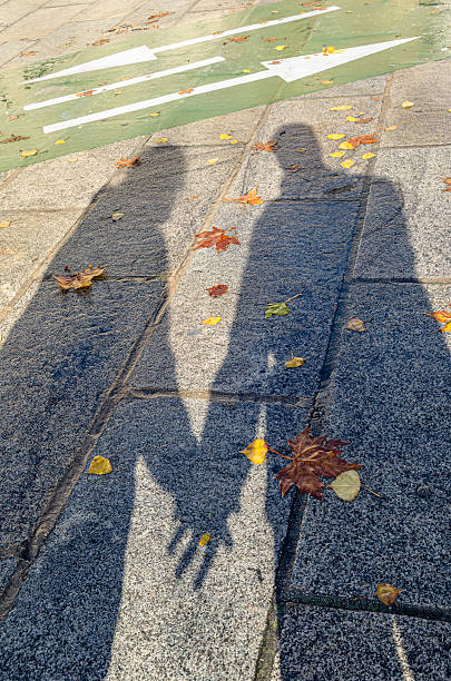 istock Shadow of a couple 2204220899