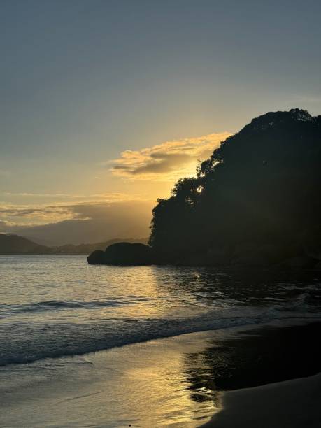 istock Sunset at Praia do Alto beach, Ubatuba 2204286239