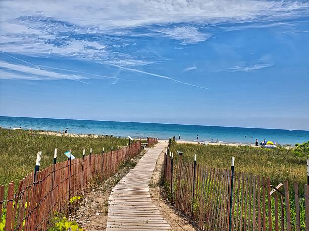 istock To The Beach We Go 2204350105