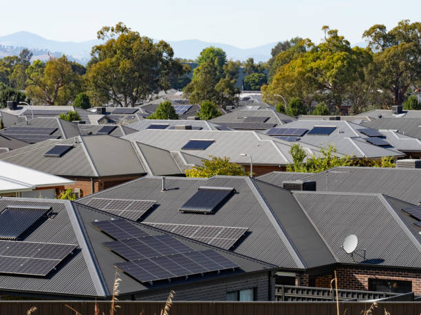 istock Suburban houses close together 2204616525