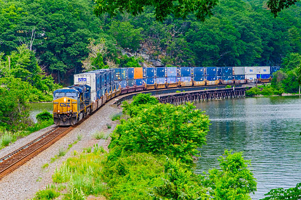 Csx Container Train 80+ Csx Freight Train Stock Photos, Pictures & Royalty-Free Images - iStock