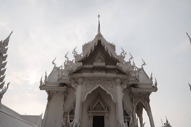 A breathtaking view of the intricately designed White Temple that showcases its stunning and unique architecture