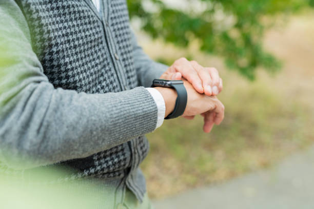 istock Senior man wearing a smartwatch 2204839383