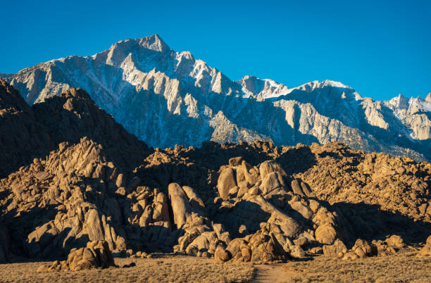 istock Boulders and Rock Formations at Alabama Hills 2205030161