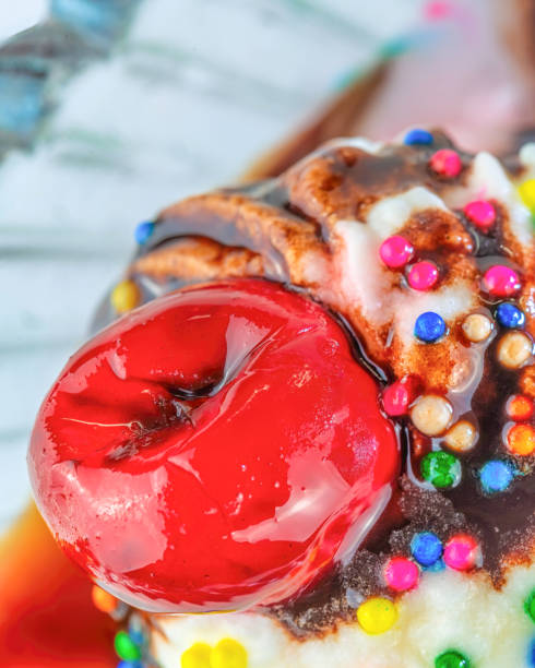 istock Ice Cream Food Dessert Topping 2205043809
