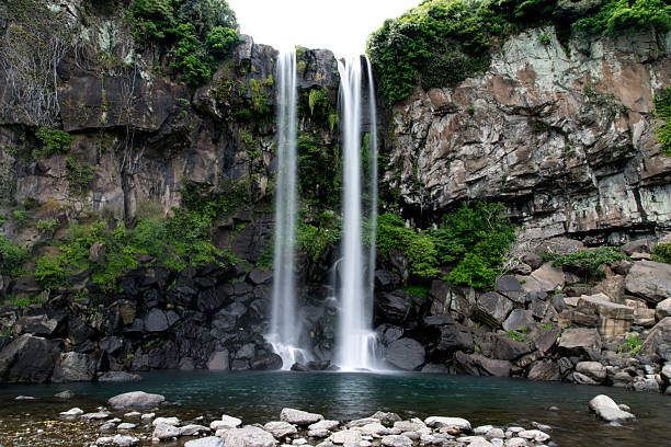 tranquil landsca[e
