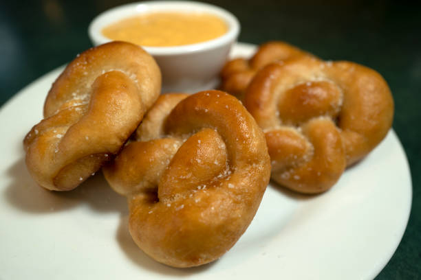 istock Pretzel Knots Waiting 2205118444