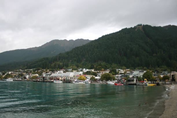 istock Lake Wakatipu, Queenstown 2205198102