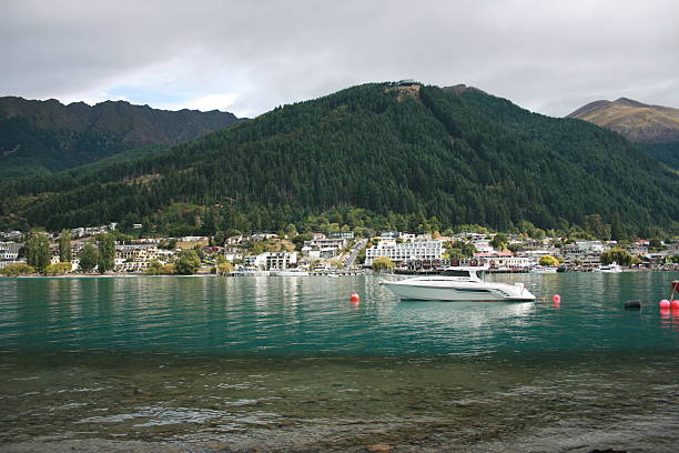 istock Lake Wakatipu, Queenstown 2205198296
