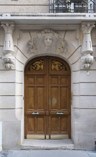 istock Paris Building Doors 2205408415
