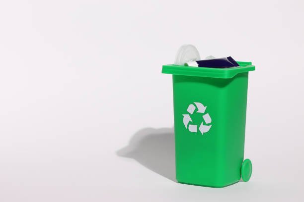 istock Green recycling bin, recycle trash comtainer, isolated 2205430455