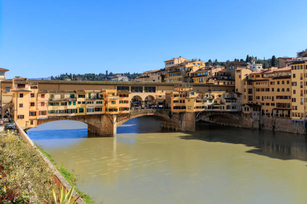 istock Ponte Vecchio, Florence Italy 2205439578