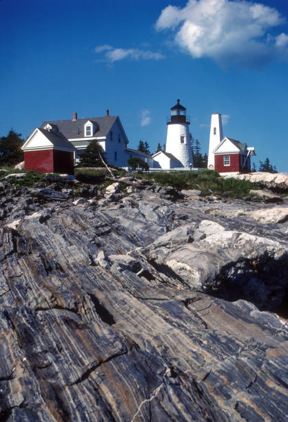 istock Maine - Pemaquid Lighthouse - Close-up Vertical - 1985 2205614784