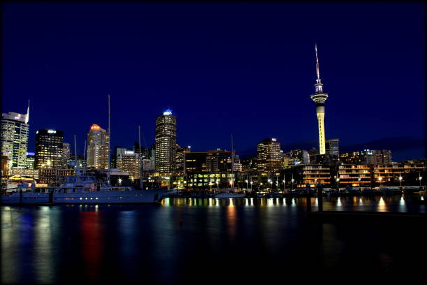 istock Auckland harbor skyline 2205624966