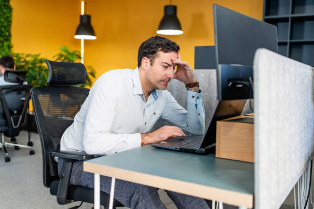 istock When you can't see the end of the task 2205728294