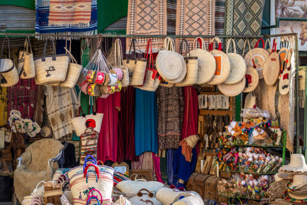 istock Tourist shop in Tozeur 2205836608