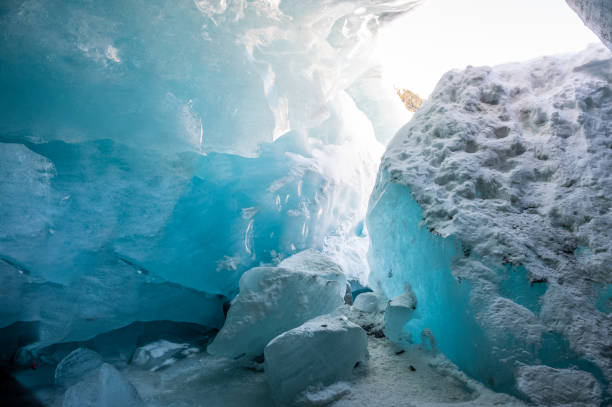 istock Morteratsch Glacier, Pontresina, Switzerland 2206037094