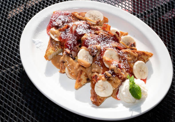 istock Banana French Toast Beginning 2206076195