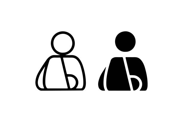 orang yang terluka dengan ikon gendongan lengan hitam vektor garis besar - penyangga lengan ilustrasi stok