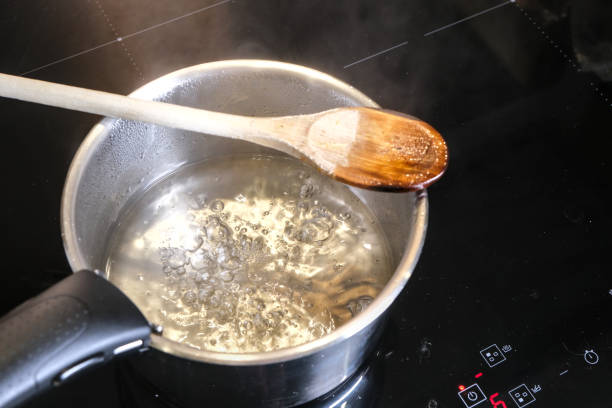 istock Steps to prepare kunefe, a traditional Turkish dessert. 2206198092