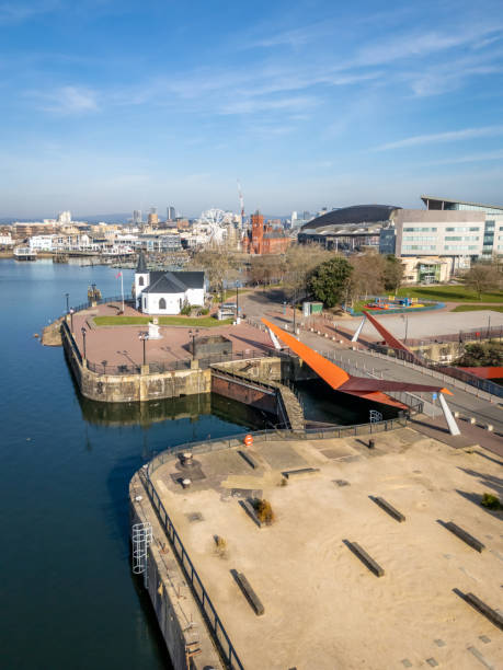 istock Origami Bridge in Cardiff Bay 2206199455