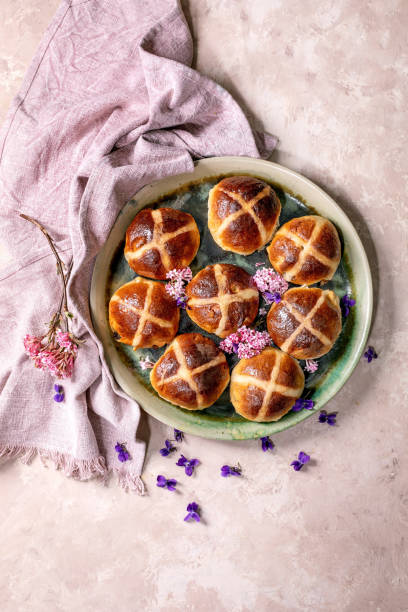 istock Traditional Easter hot cross buns pastry 2206252434