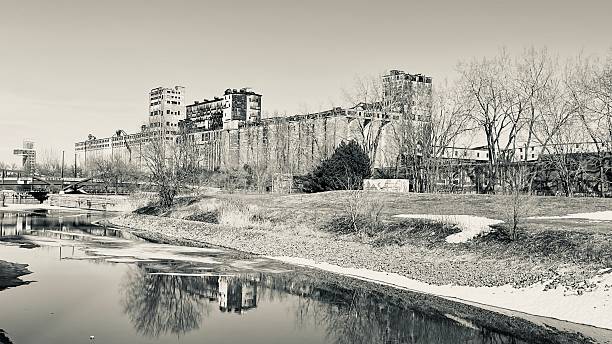 istock Canal in Montreal in the winter 2206270986