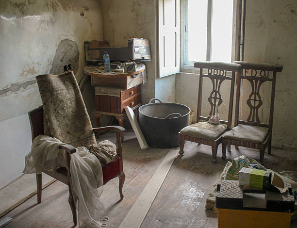 istock old room that is going to be painted 2206293720