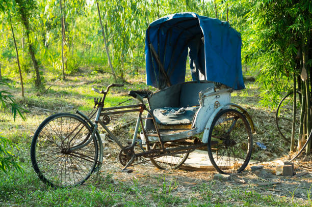 タイの人力車 3 輪三輪車自転車は地元の人々 や観光客のタクシーします