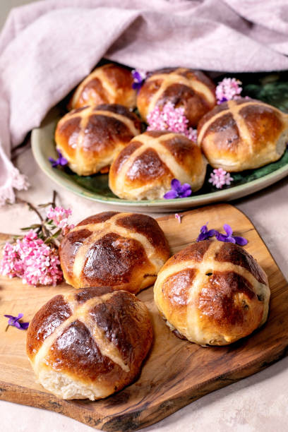 istock Traditional Easter hot cross buns pastry 2206343273