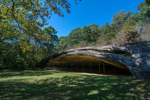 istock Graham Cave SP - View of the Cave from Right Side 2206382963