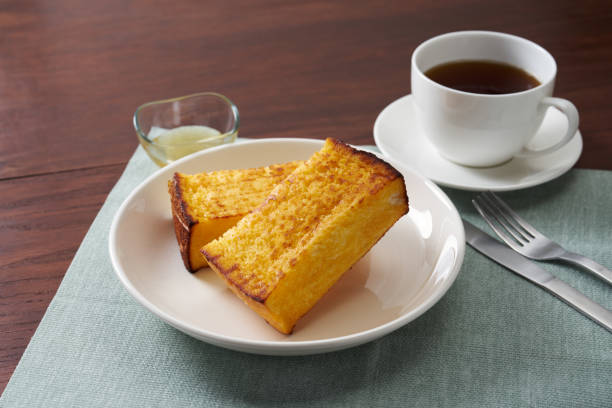 istock Image of French toast with plump bread 2206453474