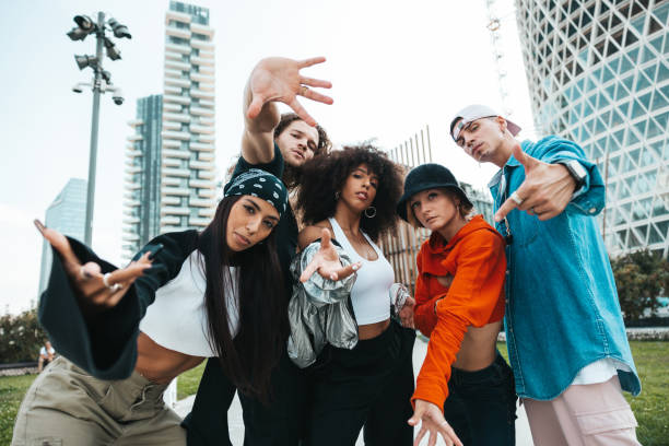 istock Hip hop dancers in a modern environment 2206481300