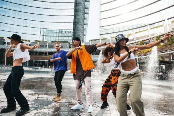 istock Hip hop dancers in a modern environment 2206482588