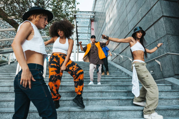 istock Hip hop dancers in a modern environment 2206483077