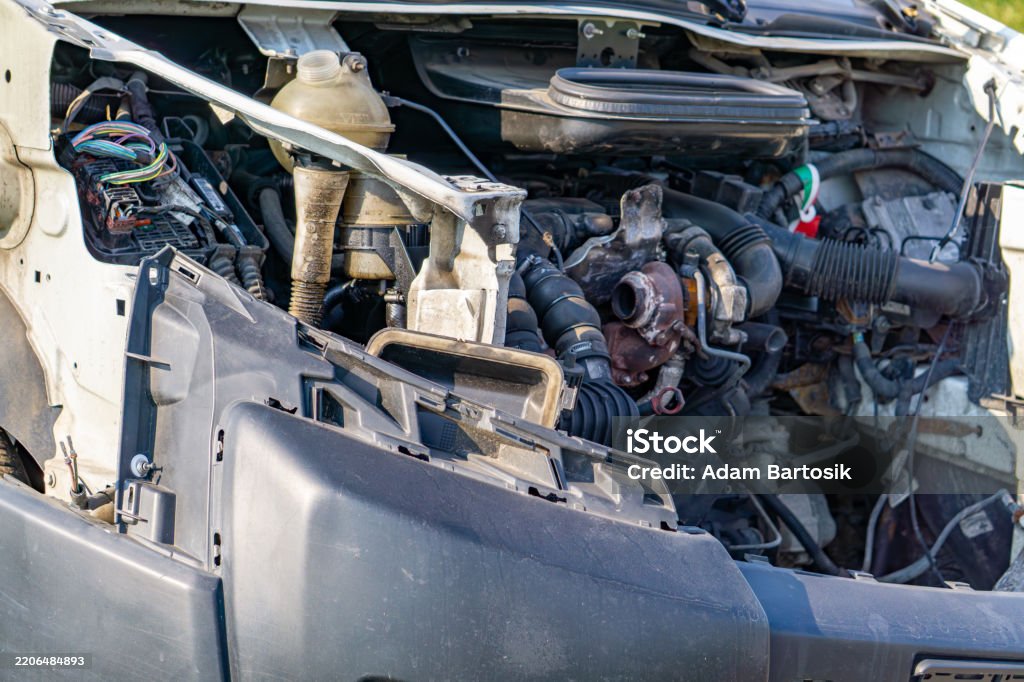 Stringers For Engine Blocks Old Engine In A Car After An Accident Engine Compartment Engine Block ...