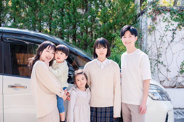 istock Families traveling by car 2206683076