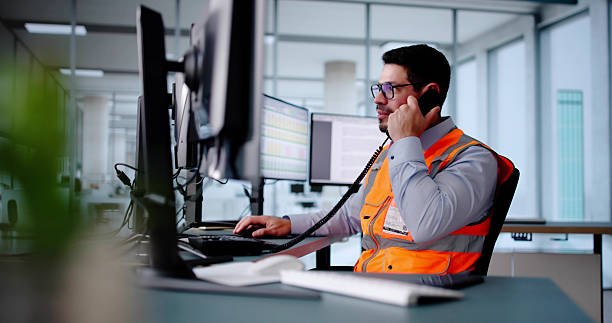 istock Emergency Call Center. 911 Phone Service 2206931896