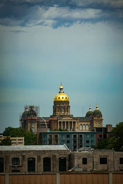 istock Iowa State Capitol, Des Moines, Iowa 2206946505