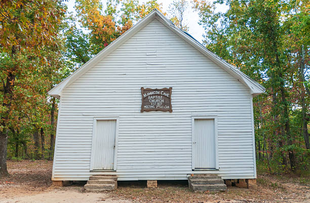 istock Mammoth Cave Baptist Church & Cemetery 2206974092