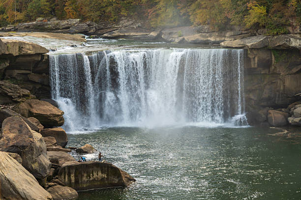 istock Cascade at Cumberland Falls State Resort Park 2207127665