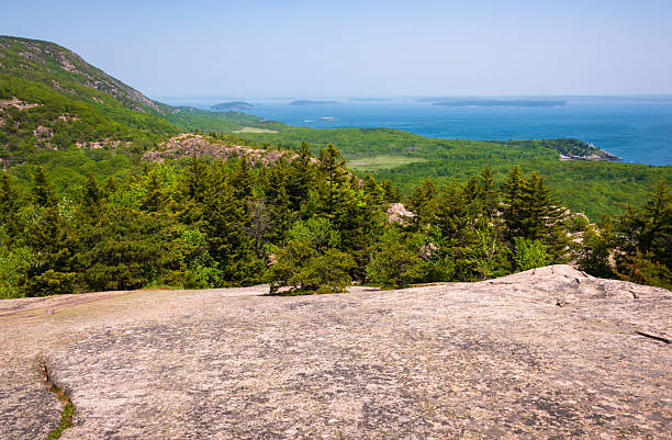 istock Overlook at Acadia National Park 2207136810