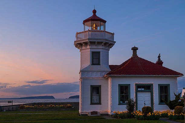 istock Mukilteo Lighthouse on Pacific Northwest coast 2207221818