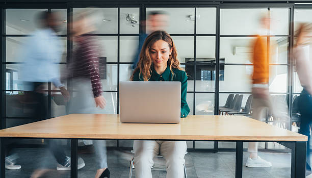 Focus in Motion: The Power of Concentration in the Modern Office
