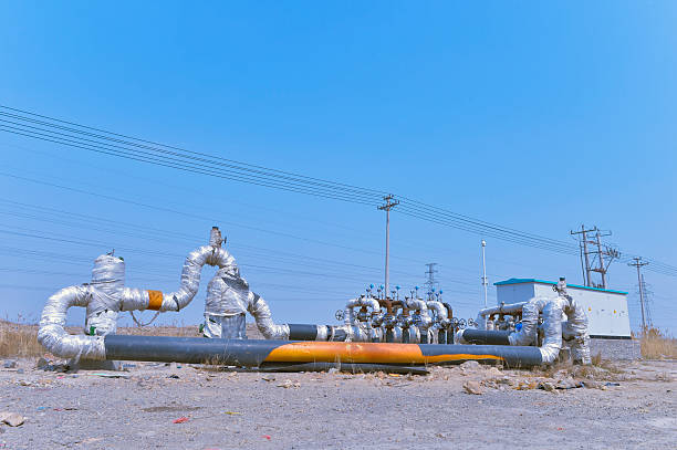 Tube and valve, oil pump