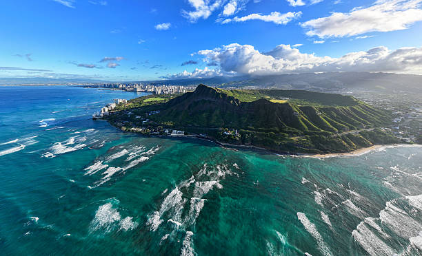 istock Diamond Head's Emerald Embrace 2207643647
