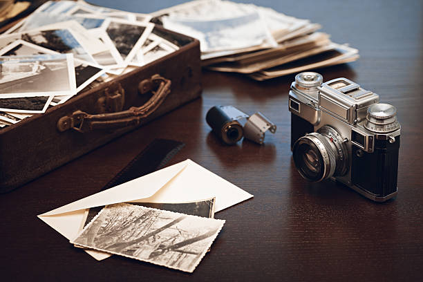 istock Old photos and photo equipment 2207691419
