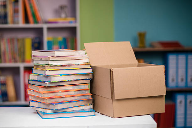 istock Bookshop bookshelf cardbox packaging box display 2207789483