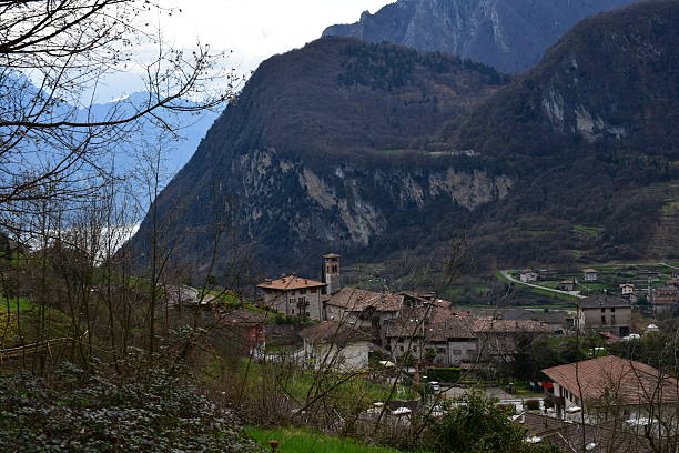istock View to Lago di Garda from above 2207968572